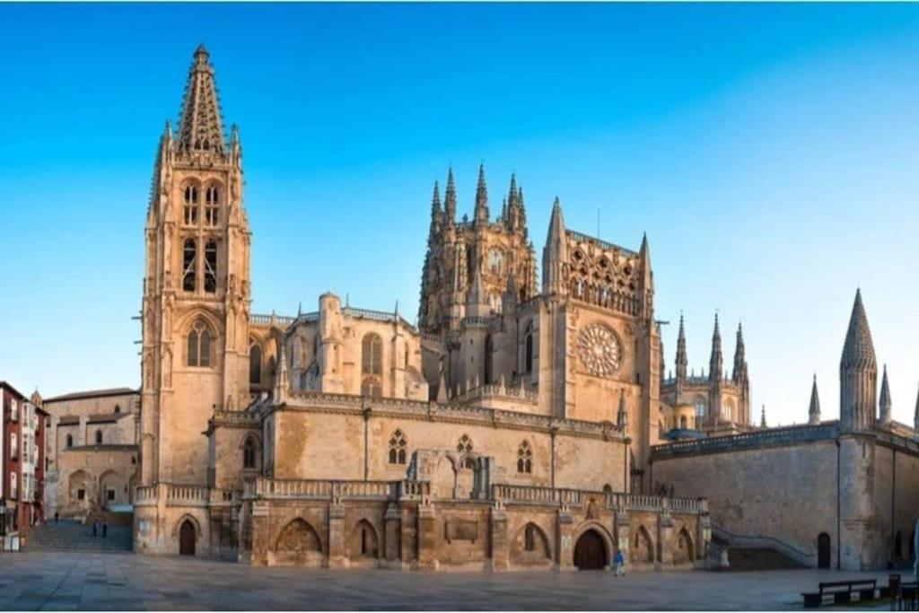 Апартаменты Vivienda De Uso Turistico En El Corazon De Бургос Экстерьер фото